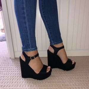 Black Steve Madden Wedges